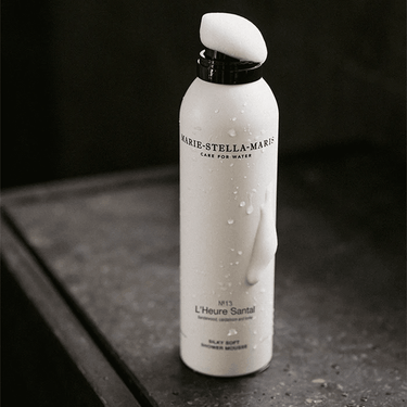 Silky Soft Shower Mousse | No.13 L'Heure Santal (200 ml)